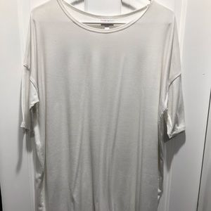 GUC WHITE LuLaRoe Irma Tunic